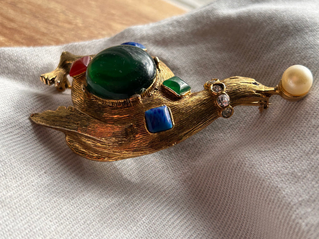 The Heraldic Emerald Cabochon Brooch